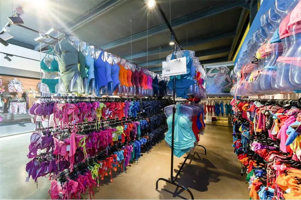 Loja à venda, 320m2 em Moema, São Paulo - SP - imagem 2 Foto 2 de Loja à venda, 320m2 em Moema, São Paulo - SP