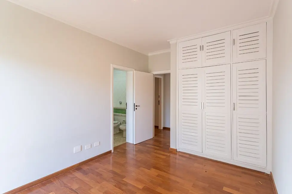 Apartamento com 3 quartos à venda, 269m2 em Sumaré, São Paulo - SP - imagem 8 Foto 8 de Apartamento com 3 quartos à venda, 269m2 em Sumaré, São Paulo - SP