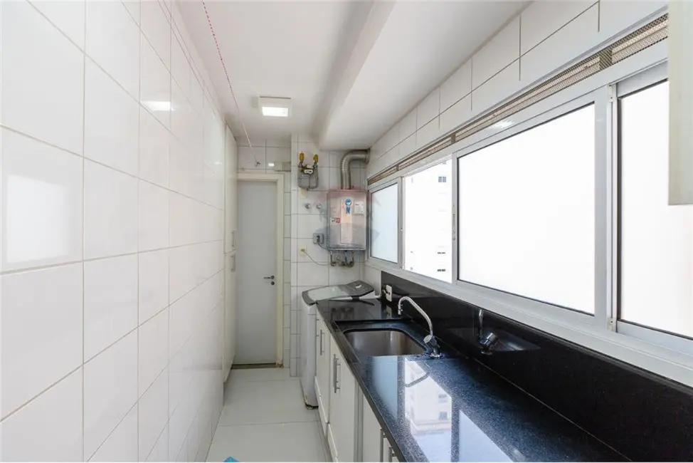 Foto 4 de Apartamento com 3 quartos à venda, 133m2 em Jardim Campo Grande, São Paulo - SP