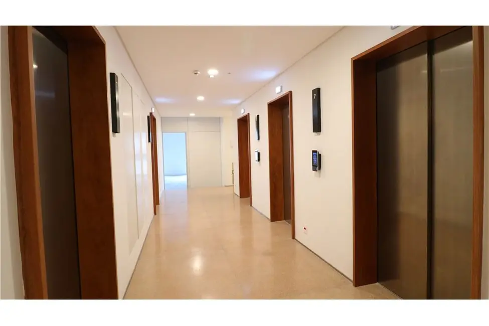 Sala Comercial à venda, 219m2 em Vila Madalena, São Paulo - SP - imagem 5 Foto 5 de Sala Comercial à venda, 219m2 em Vila Madalena, São Paulo - SP