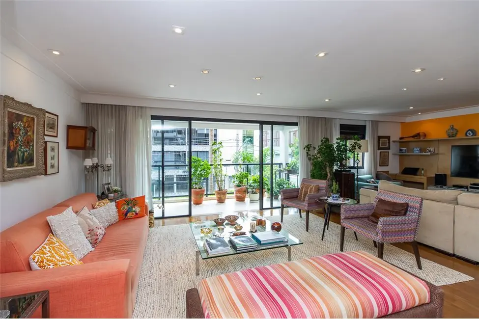 Apartamento com 3 quartos à venda, 161m2 em Indianópolis, São Paulo - SP - imagem 4 Foto 4 de Apartamento com 3 quartos à venda, 161m2 em Indianópolis, São Paulo - SP