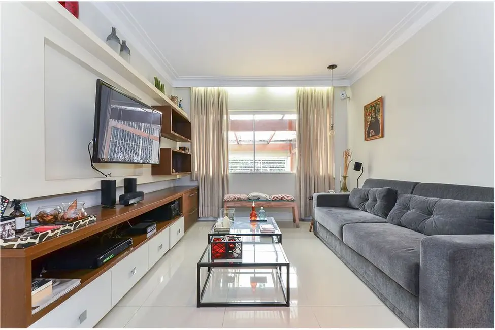 Casa com 3 quartos à venda, 160m2 em Jardim das Vertentes, São Paulo - SP - imagem 1 Foto 1 de Casa com 3 quartos à venda, 160m2 em Jardim das Vertentes, São Paulo - SP