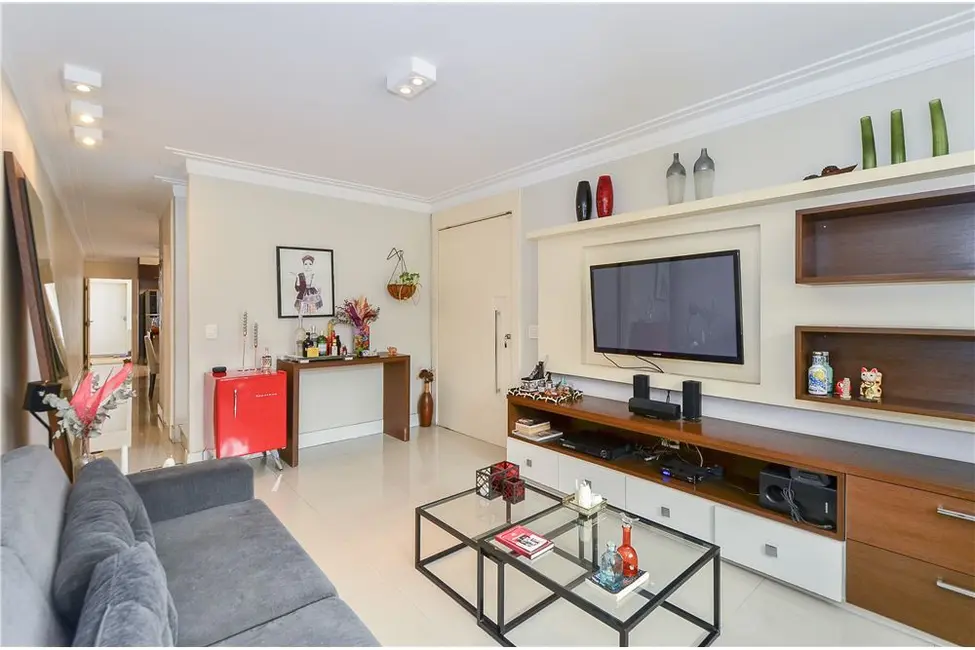 Casa com 3 quartos à venda, 160m2 em Jardim das Vertentes, São Paulo - SP - imagem 3 Foto 3 de Casa com 3 quartos à venda, 160m2 em Jardim das Vertentes, São Paulo - SP