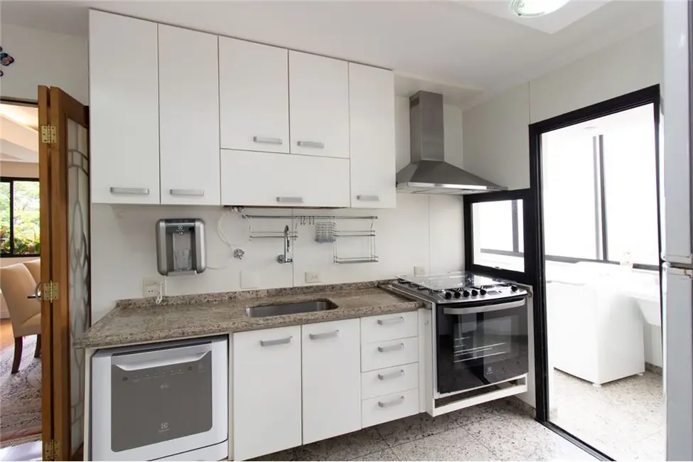 Apartamento com 3 quartos à venda, 155m2 em Campo Belo, São Paulo - SP - imagem 8 Foto 8 de Apartamento com 3 quartos à venda, 155m2 em Campo Belo, São Paulo - SP