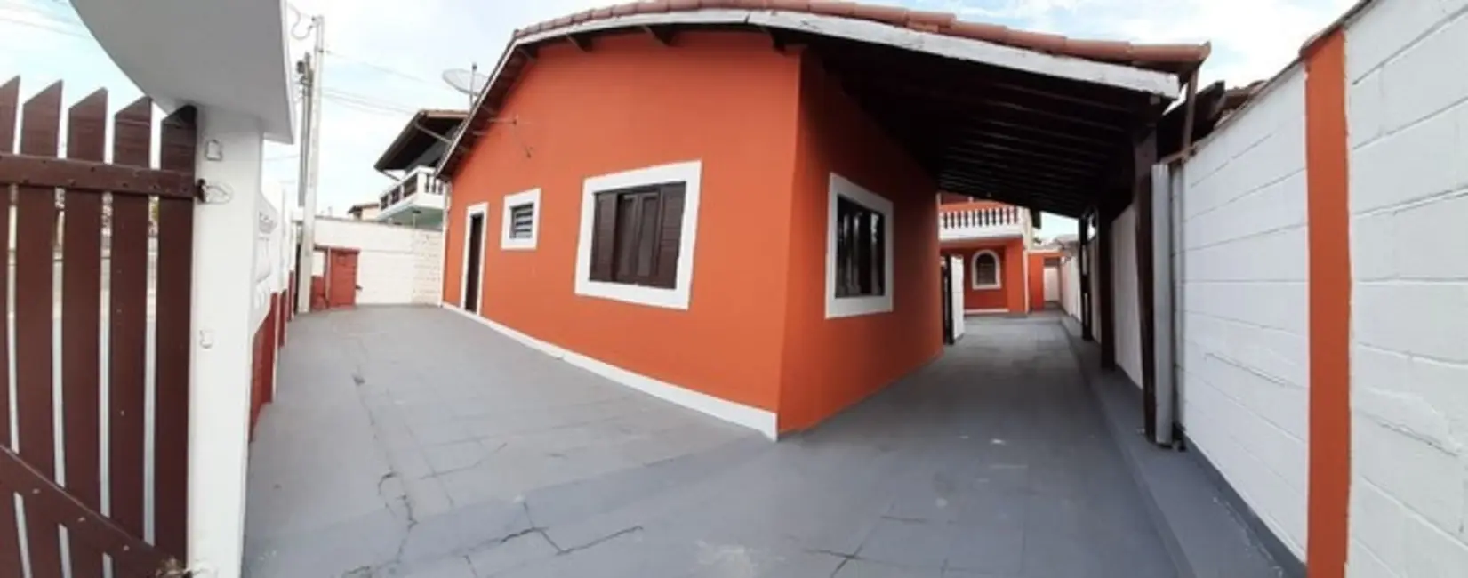 Foto 2 de Casa com 2 quartos à venda, 240m2 em Ubatuba - SP