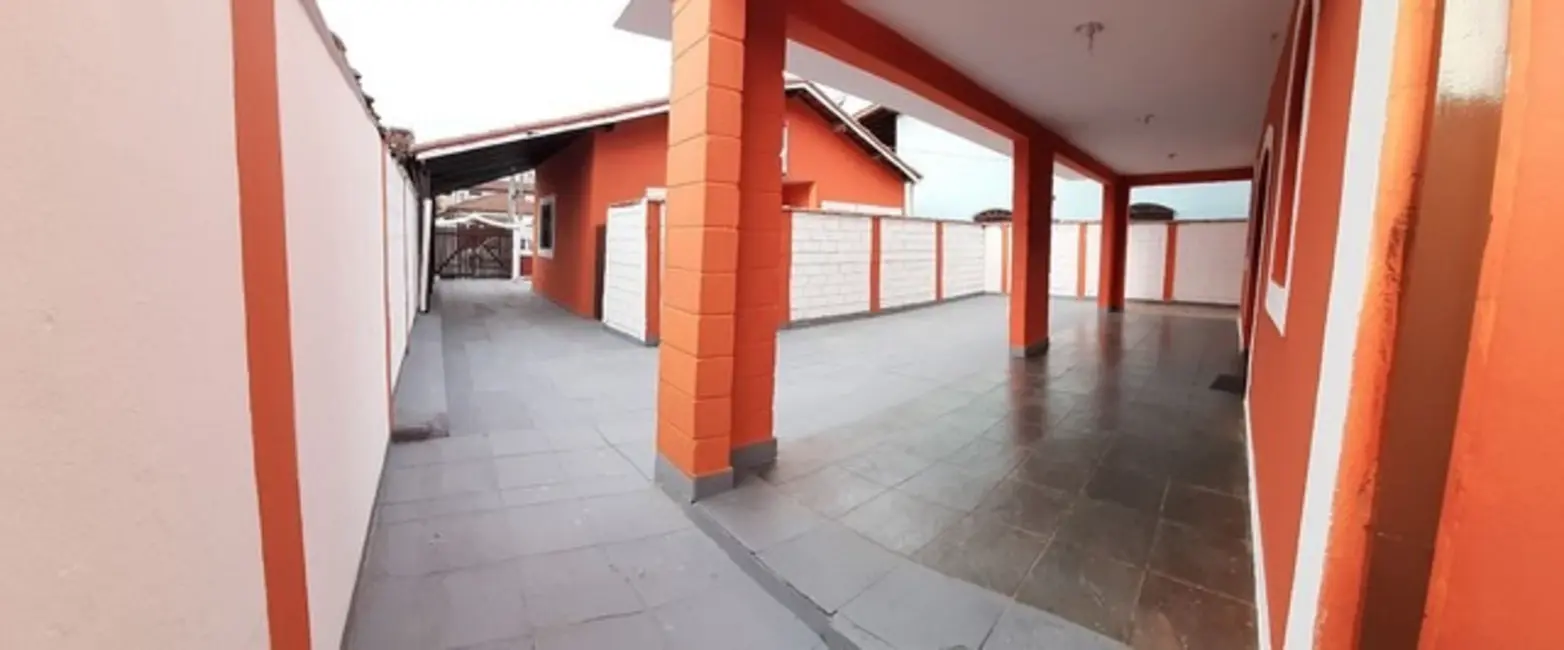 Foto 3 de Casa com 2 quartos à venda, 240m2 em Ubatuba - SP