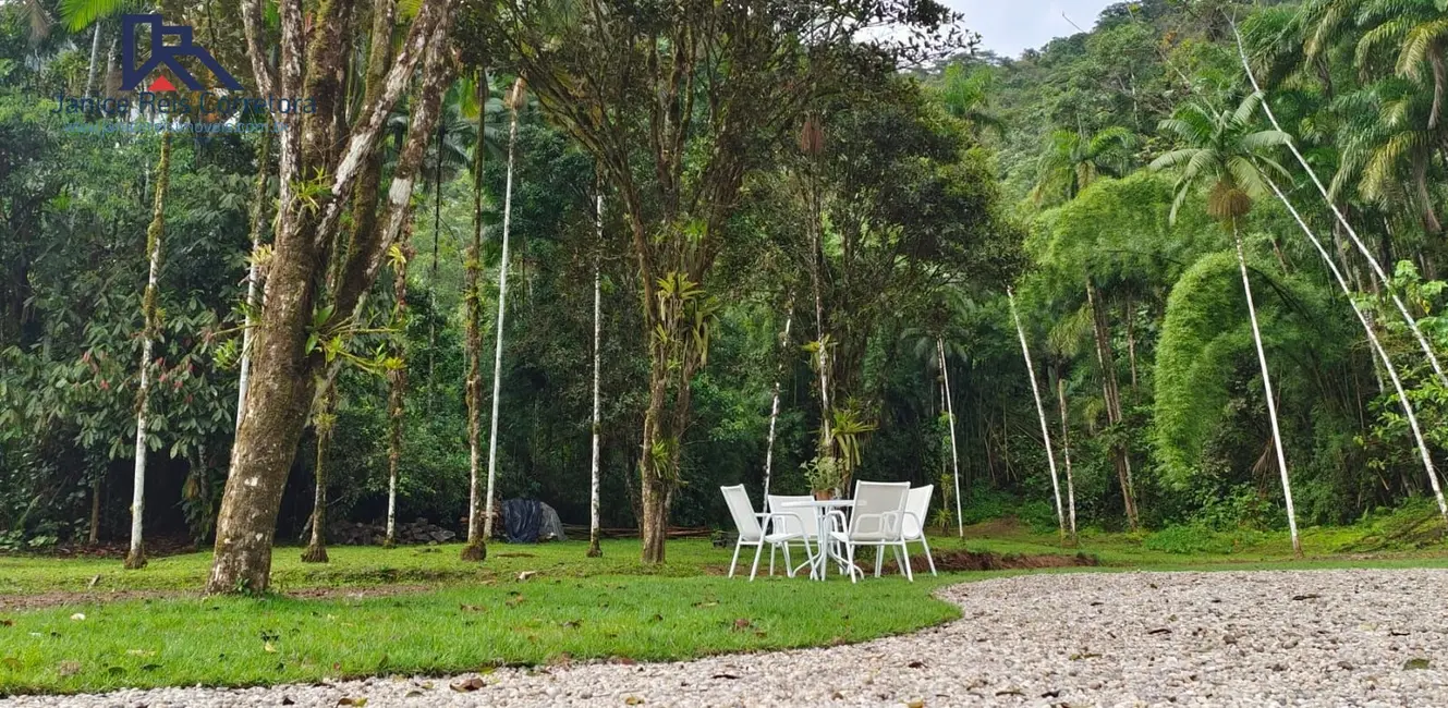 Foto 7 de Chácara com 3 quartos à venda, 181m2 em Ubatuba - SP