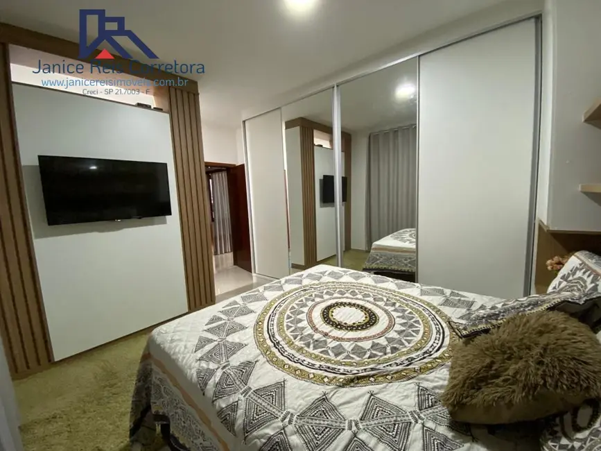 Foto 8 de Casa de Condomínio com 3 quartos à venda, 181m2 em Ubatuba - SP