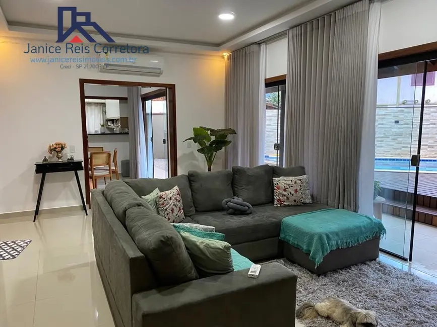 Foto 1 de Casa de Condomínio com 3 quartos à venda, 181m2 em Ubatuba - SP