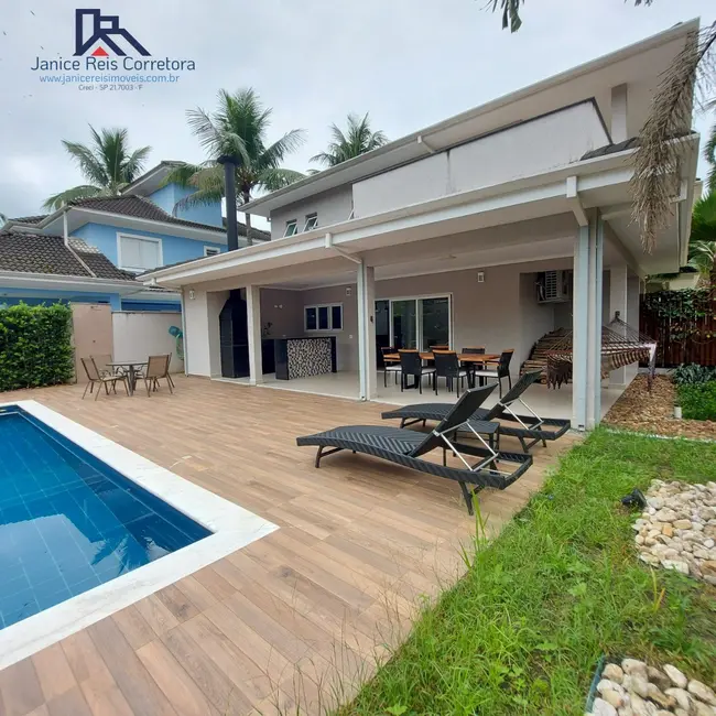 Foto 6 de Casa de Condomínio com 4 quartos à venda, 295m2 em Ubatuba - SP