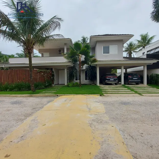 Foto 5 de Casa de Condomínio com 4 quartos à venda, 295m2 em Ubatuba - SP