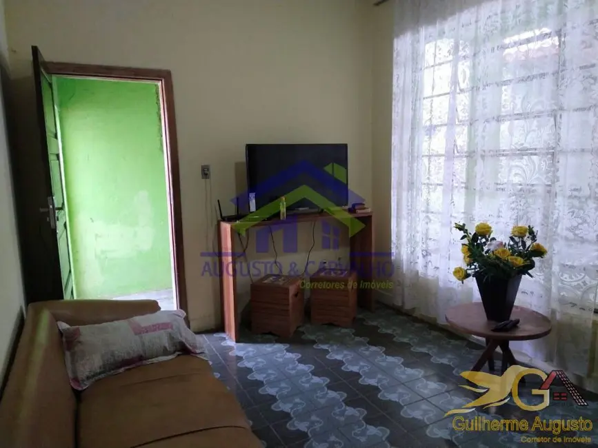 Foto 2 de Casa com 3 quartos à venda, 500m2 em Centro, Santa Cruz De Minas - MG