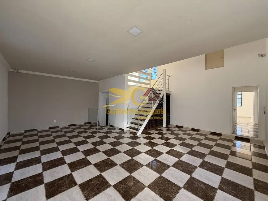 Casa com 5 quartos à venda, 300m2 em São Pedro (Colônia do Marçal), Sao Joao Del Rei - MG - imagem 5 Foto 5 de Casa com 5 quartos à venda, 300m2 em São Pedro (Colônia do Marçal), Sao Joao Del Rei - MG