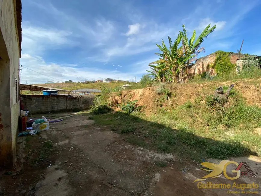 Casa com 3 quartos à venda, 1963m2 em São Geraldo, Sao Joao Del Rei - MG - imagem 4 Foto 4 de Casa com 3 quartos à venda, 1963m2 em São Geraldo, Sao Joao Del Rei - MG