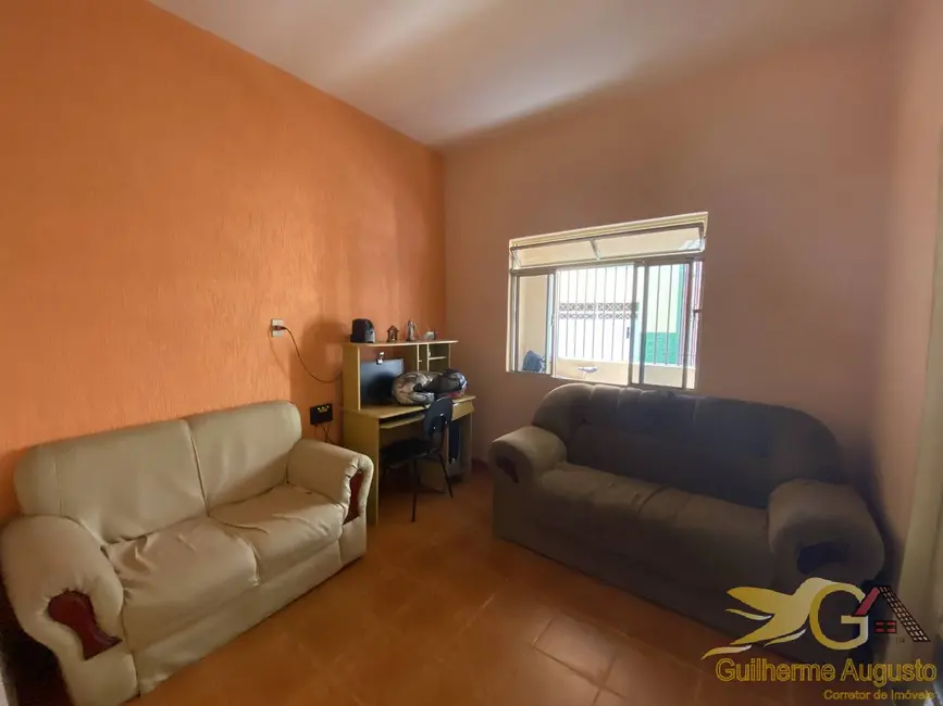 Casa com 3 quartos à venda, 240m2 em Bonfim, Sao Joao Del Rei - MG - imagem 3 Foto 3 de Casa com 3 quartos à venda, 240m2 em Bonfim, Sao Joao Del Rei - MG