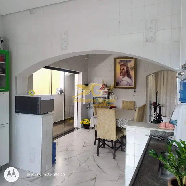 Casa com 3 quartos à venda, 210m2 em São José Operário, Sao Joao Del Rei - MG - imagem 9 Foto 9 de Casa com 3 quartos à venda, 210m2 em São José Operário, Sao Joao Del Rei - MG