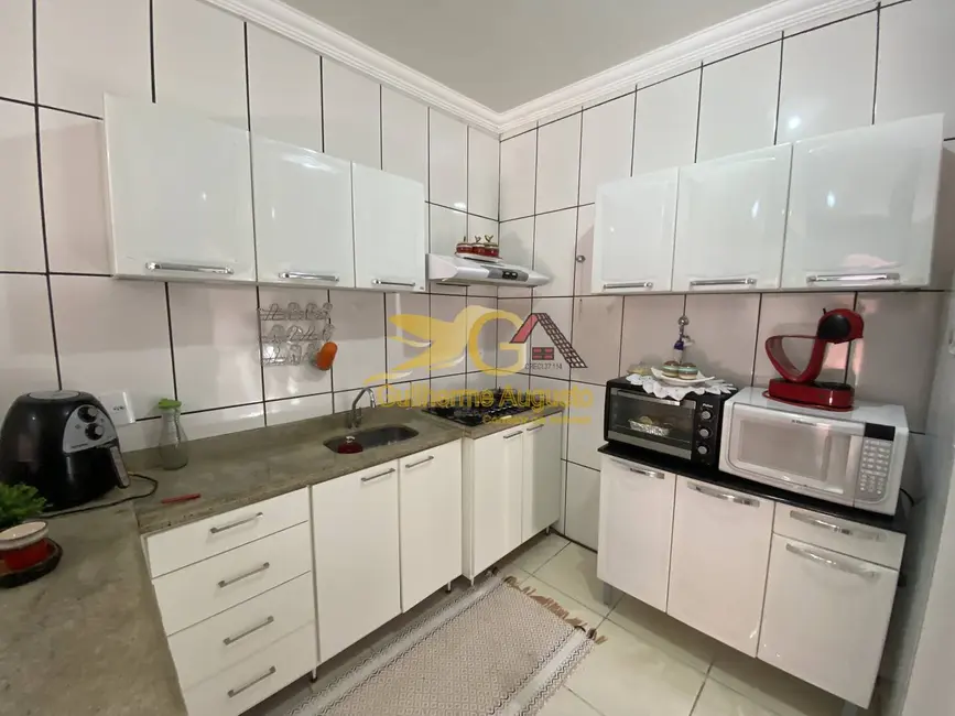 Casa com 2 quartos à venda em Vila São Vicente (Colônia do Marçal), Sao Joao Del Rei - MG - imagem 5 Foto 5 de Casa com 2 quartos à venda em Vila São Vicente (Colônia do Marçal), Sao Joao Del Rei - MG