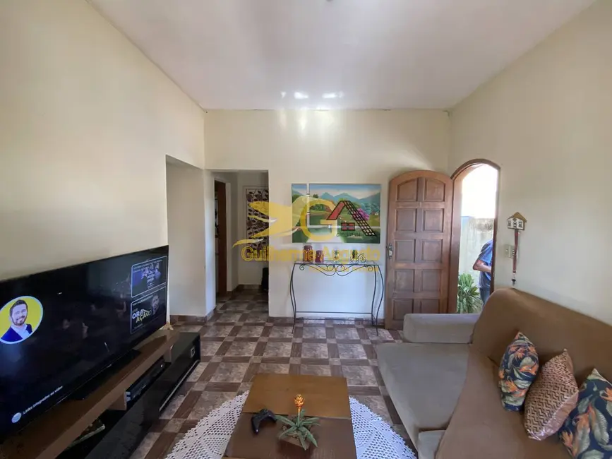 Casa com 4 quartos à venda, 125m2 em Fábricas, Sao Joao Del Rei - MG - imagem 4 Foto 4 de Casa com 4 quartos à venda, 125m2 em Fábricas, Sao Joao Del Rei - MG