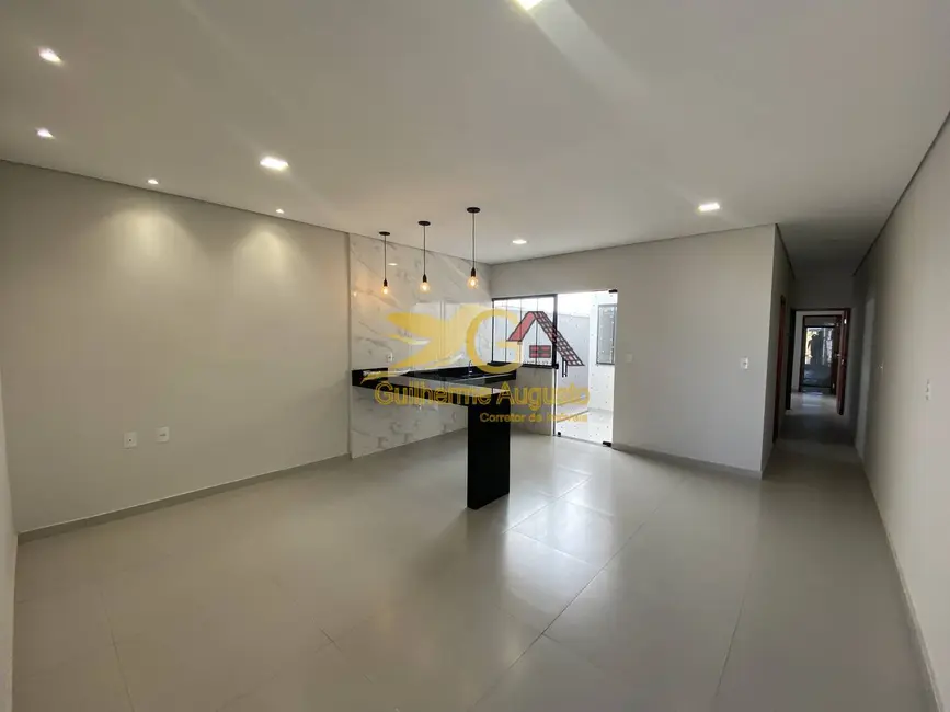 Casa com 3 quartos à venda, 125m2 em Sao Joao Del Rei - MG - imagem 1 Foto 1 de Casa com 3 quartos à venda, 125m2 em Sao Joao Del Rei - MG