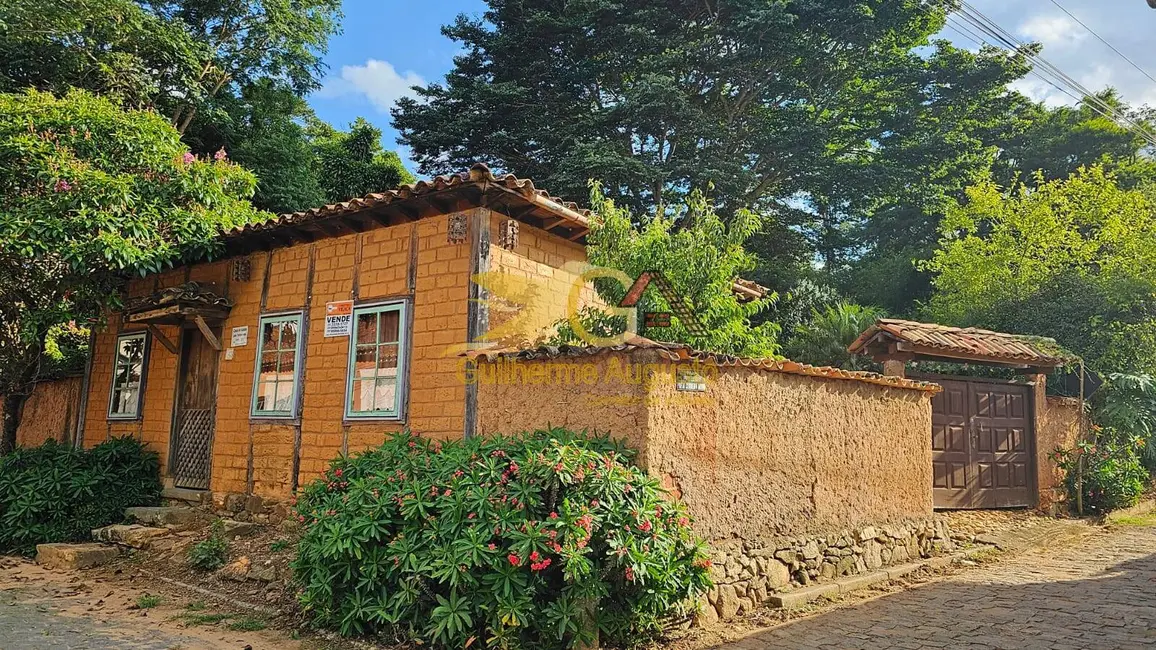 Foto 1 de Casa com 5 quartos à venda, 1000m2 em Prados - MG