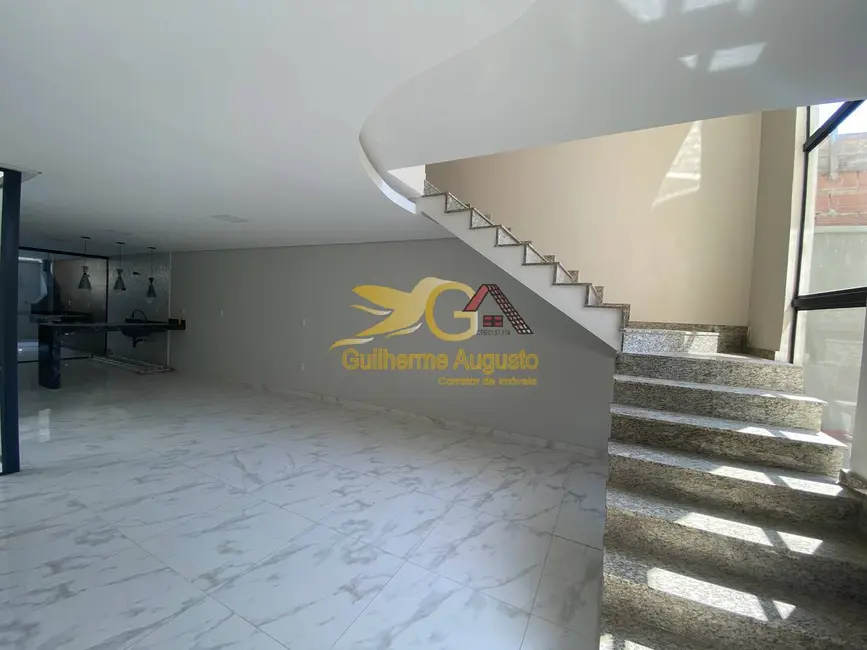 Foto 2 de Casa com 3 quartos à venda e para alugar, 173m2 em Sao Joao Del Rei - MG