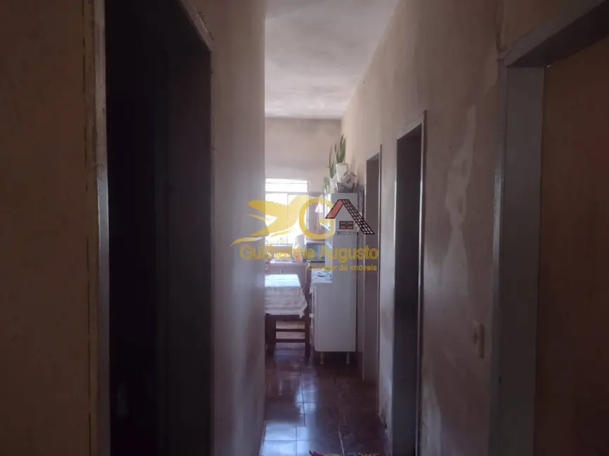 Casa com 2 quartos à venda, 288m2 em Vila Santa Terezinha, Sao Joao Del Rei - MG - imagem 6 Foto 6 de Casa com 2 quartos à venda, 288m2 em Vila Santa Terezinha, Sao Joao Del Rei - MG