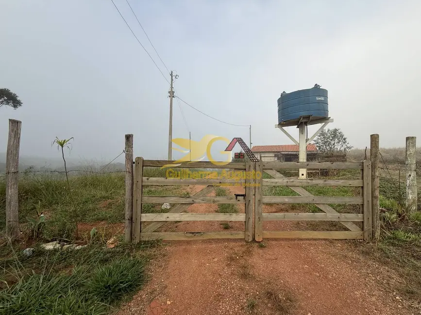 Foto 1 de Terreno / Lote à venda, 300m2 em Sao Joao Del Rei - MG