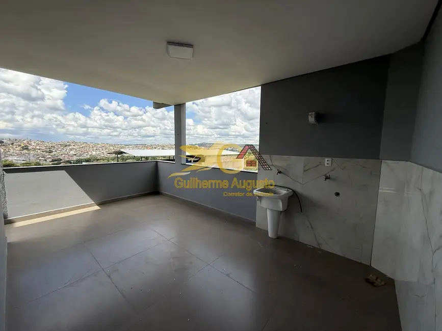 Casa com 3 quartos à venda, 500m2 em Vila Belizário, Sao Joao Del Rei - MG - imagem 8 Foto 8 de Casa com 3 quartos à venda, 500m2 em Vila Belizário, Sao Joao Del Rei - MG