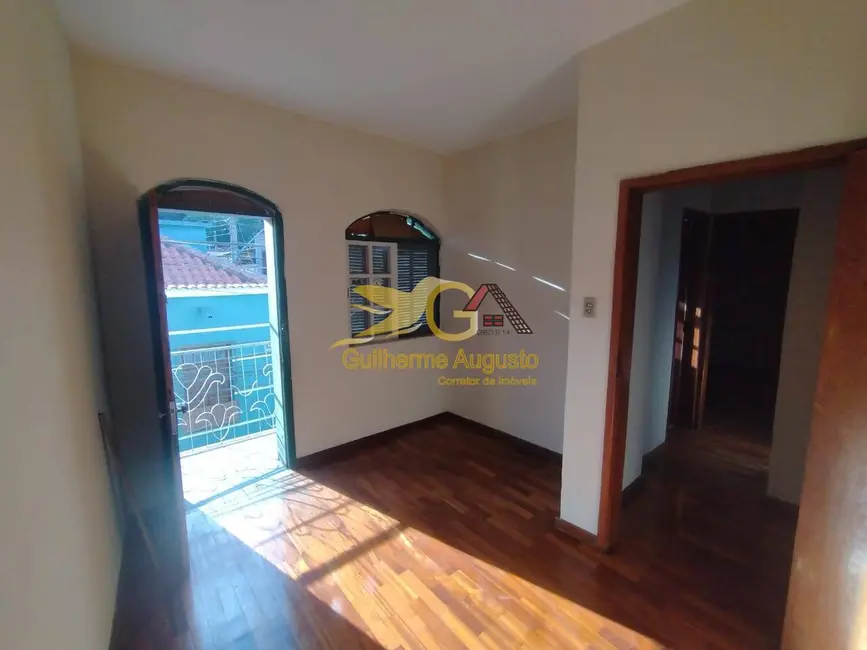 Foto 2 de Apartamento com 3 quartos para alugar em Centro, Sao Joao Del Rei - MG