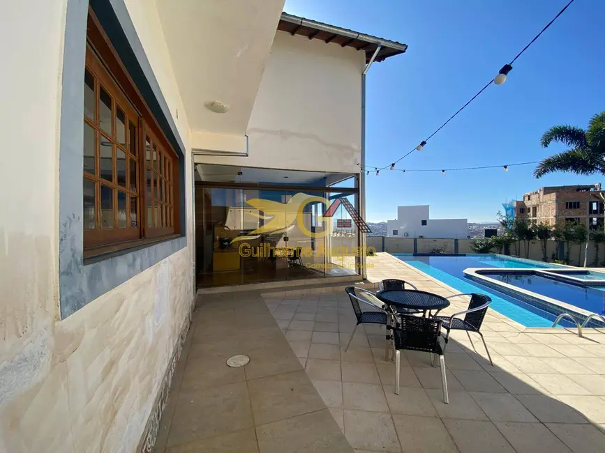 Casa com 4 quartos à venda em Vila Belizário, Sao Joao Del Rei - MG - imagem 8 Foto 8 de Casa com 4 quartos à venda em Vila Belizário, Sao Joao Del Rei - MG