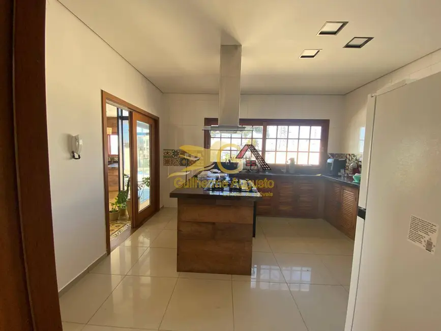 Casa com 4 quartos à venda em Vila Belizário, Sao Joao Del Rei - MG - imagem 9 Foto 9 de Casa com 4 quartos à venda em Vila Belizário, Sao Joao Del Rei - MG