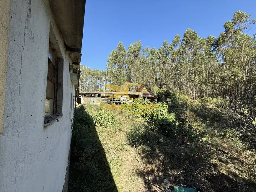 Foto 2 de Sítio / Rancho com 3 quartos para alugar, 30m2 em Sao Joao Del Rei - MG