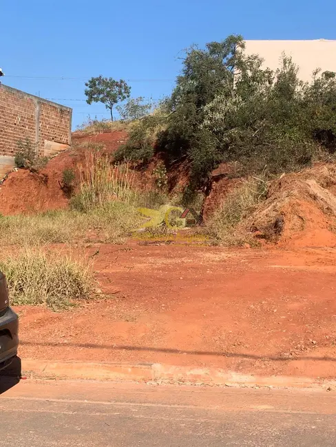 Foto 2 de Terreno / Lote à venda, 330m2 em Sao Joao Del Rei - MG
