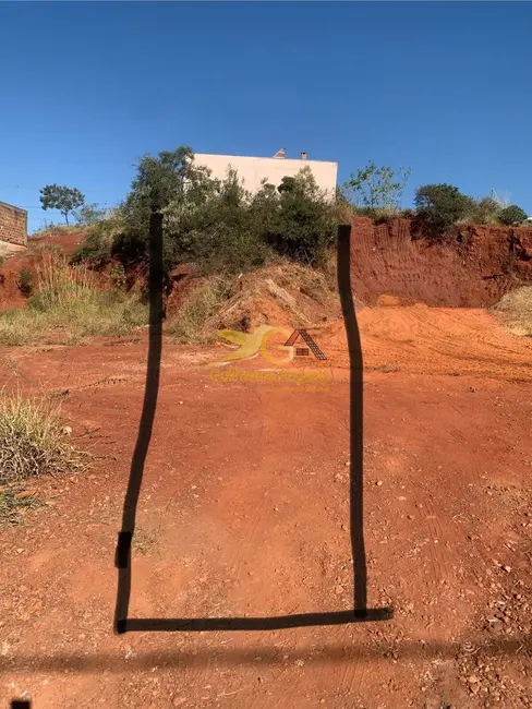 Foto 3 de Terreno / Lote à venda, 330m2 em Sao Joao Del Rei - MG