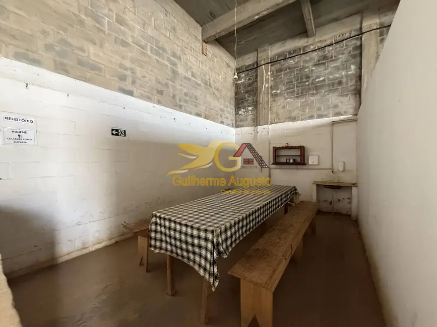 Sala Comercial para alugar, 370m2 em Colônia do Marçal, Sao Joao Del Rei - MG - imagem 4 Foto 4 de Sala Comercial para alugar, 370m2 em Colônia do Marçal, Sao Joao Del Rei - MG