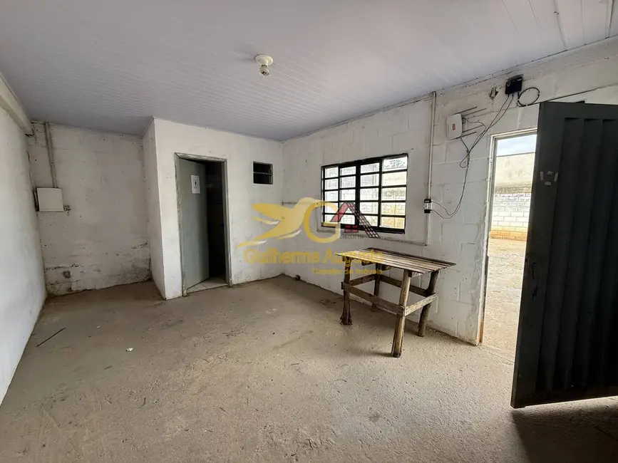 Sala Comercial para alugar, 370m2 em Colônia do Marçal, Sao Joao Del Rei - MG - imagem 8 Foto 8 de Sala Comercial para alugar, 370m2 em Colônia do Marçal, Sao Joao Del Rei - MG