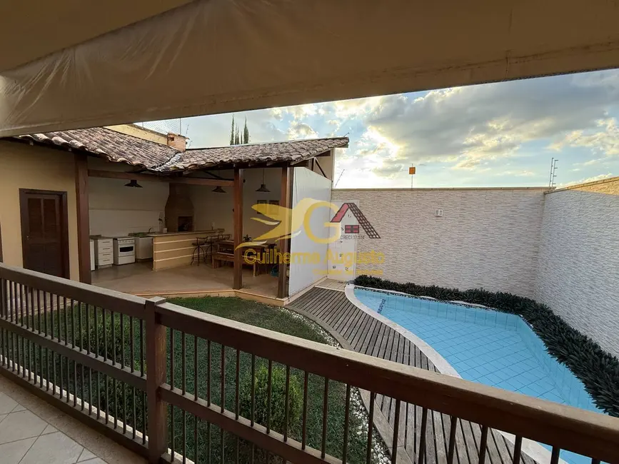 Foto 3 de Casa com 3 quartos à venda, 300m2 em Vila Marchetti, Sao Joao Del Rei - MG