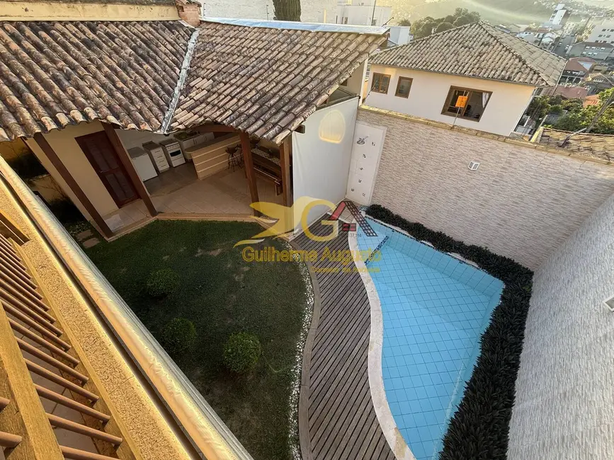 Foto 4 de Casa com 3 quartos à venda, 300m2 em Vila Marchetti, Sao Joao Del Rei - MG