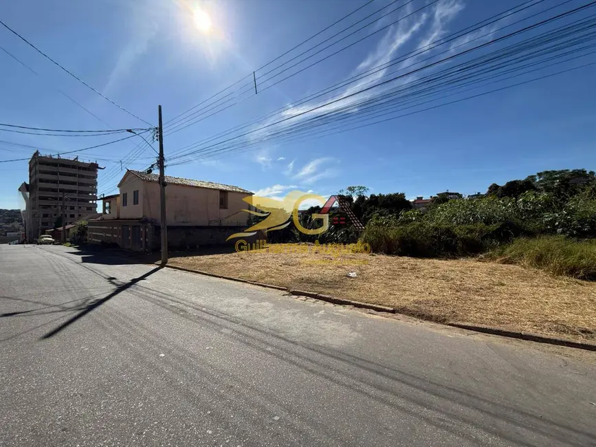 Foto 3 de Terreno / Lote à venda, 560m2 em São Caetano, Sao Joao Del Rei - MG