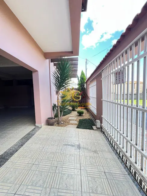 Casa com 3 quartos à venda em São Caetano, Sao Joao Del Rei - MG - imagem 3 Foto 3 de Casa com 3 quartos à venda em São Caetano, Sao Joao Del Rei - MG