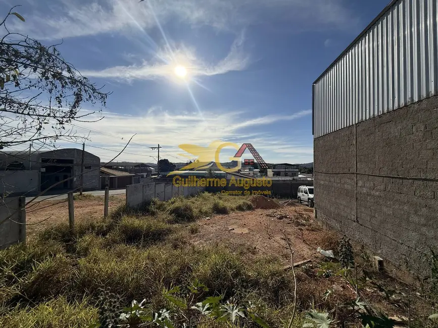 Terreno / Lote à venda, 300m2 em Alto do Maquiné (Colônia do Marçal), Sao Joao Del Rei - MG - imagem 3 Foto 3 de Terreno / Lote à venda, 300m2 em Alto do Maquiné (Colônia do Marçal), Sao Joao Del Rei - MG