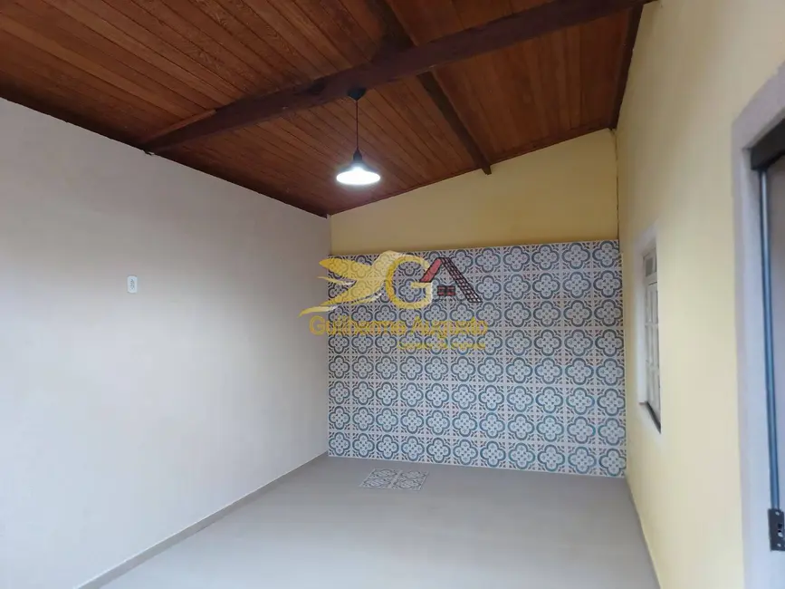 Foto 2 de Casa com 2 quartos à venda, 195m2 em Várzea do Faria (Bonfim), Sao Joao Del Rei - MG
