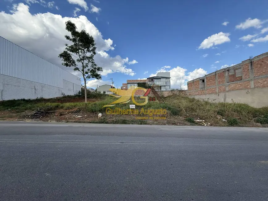 Foto 2 de Terreno / Lote à venda, 900m2 em Sao Joao Del Rei - MG