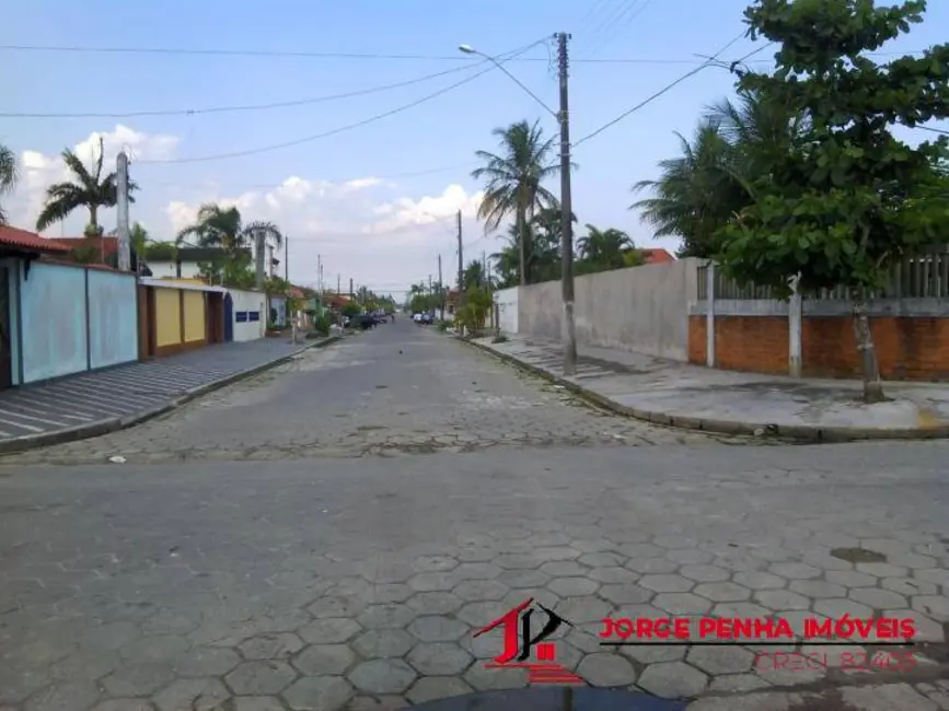 Foto 3 de Casa com 4 quartos à venda, 160m2 em Itanhaem - SP