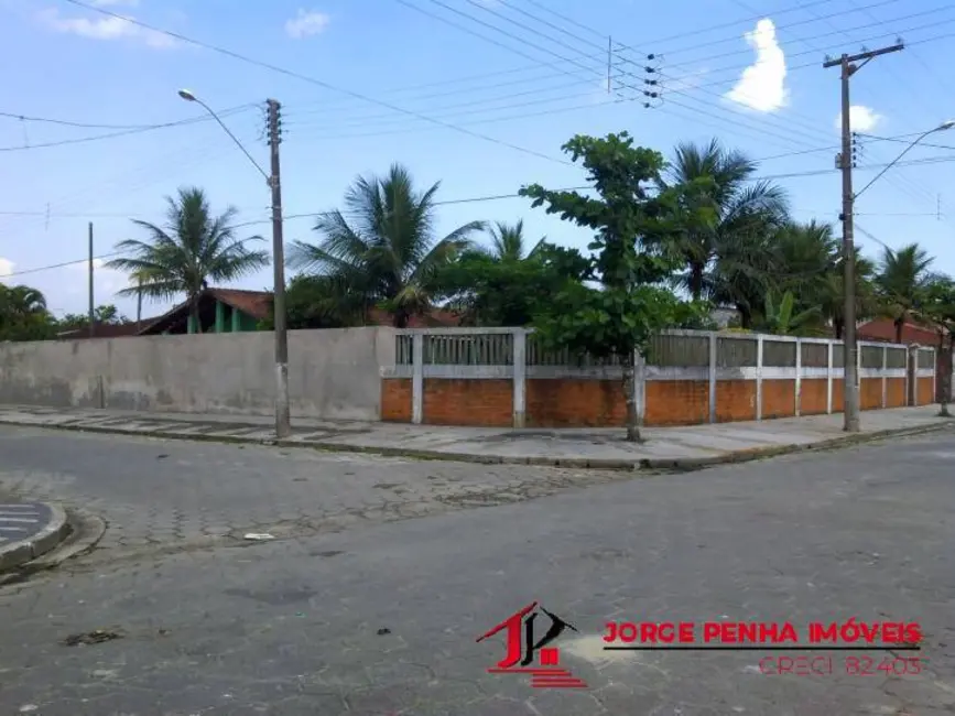 Foto 2 de Casa com 4 quartos à venda, 160m2 em Itanhaem - SP