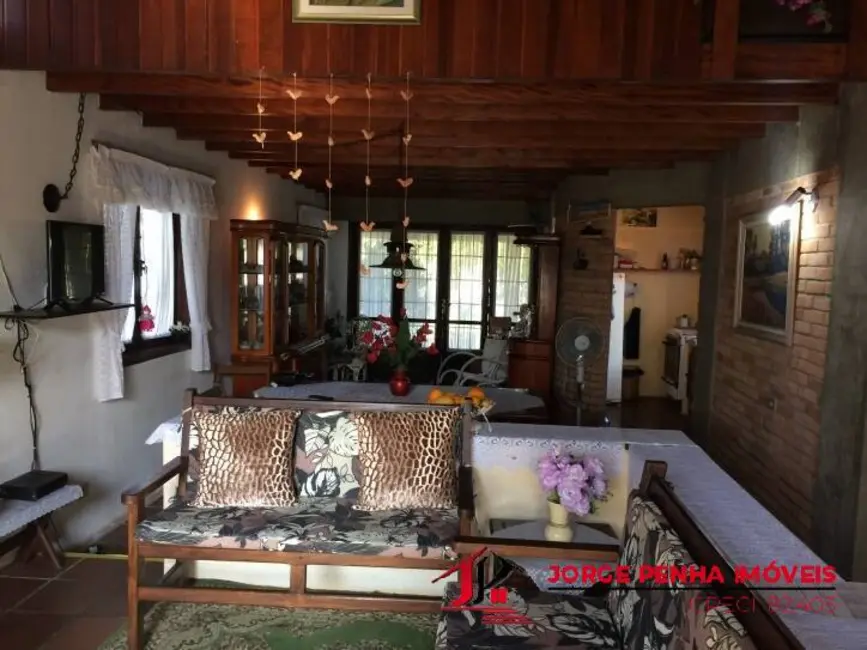 Sobrado com 2 quartos à venda, 160m2 em Itanhaem - SP - imagem 8 Foto 8 de Sobrado com 2 quartos à venda, 160m2 em Itanhaem - SP