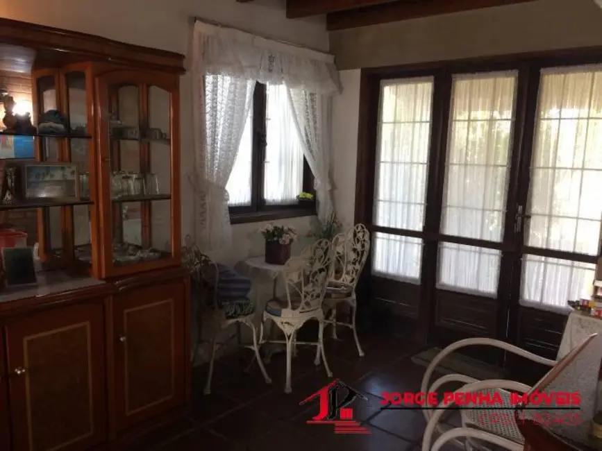 Sobrado com 2 quartos à venda, 160m2 em Itanhaem - SP - imagem 6 Foto 6 de Sobrado com 2 quartos à venda, 160m2 em Itanhaem - SP