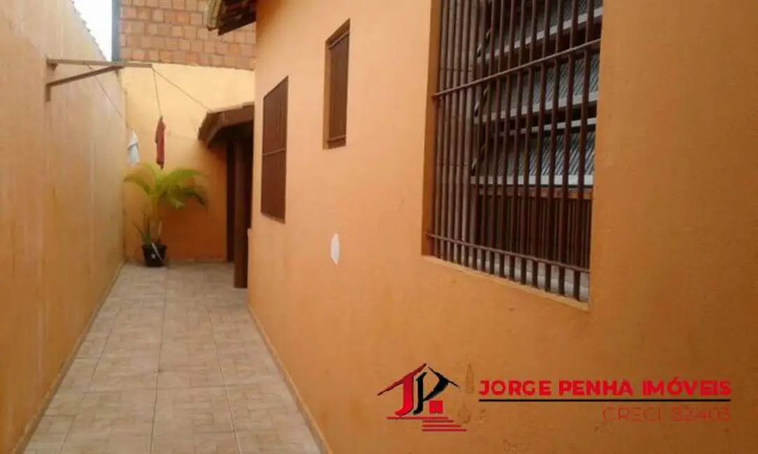Foto 4 de Casa com 2 quartos à venda, 70m2 em Itanhaem - SP