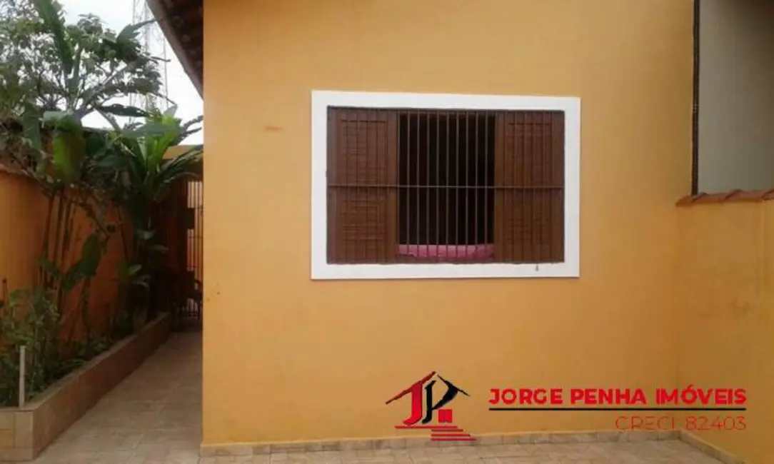 Foto 2 de Casa com 2 quartos à venda, 70m2 em Itanhaem - SP