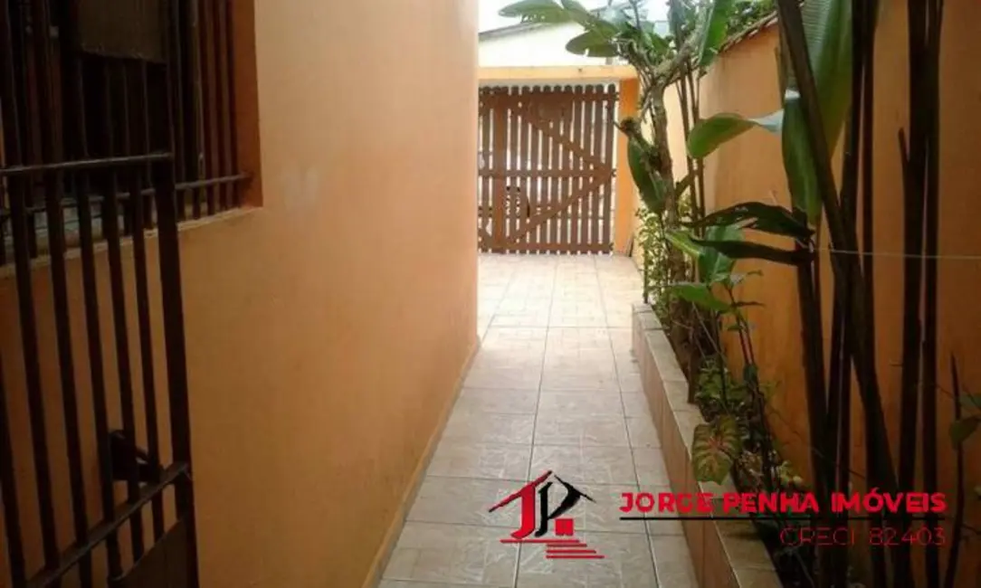 Foto 3 de Casa com 2 quartos à venda, 70m2 em Itanhaem - SP